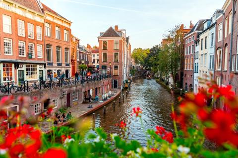 جولة على 5 مدن جاذبة للمسافرين عند السياحة في هولندا 3